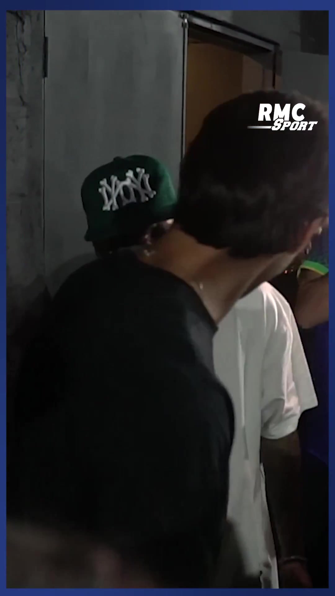 乐鱼电竞-RMC：卡卡、内马尔现场观战国王联赛世界杯，为巴西队助威