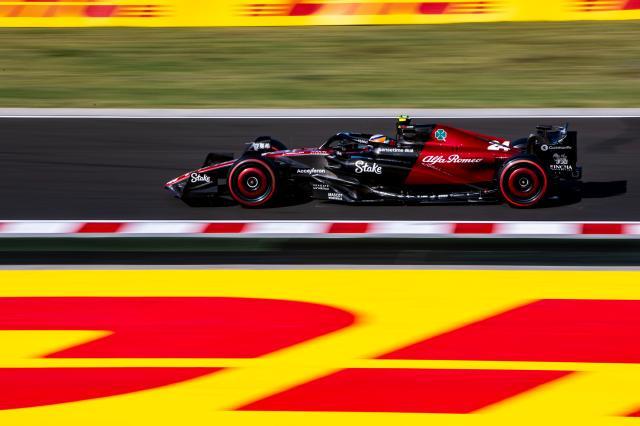 乐鱼电竞-排位赛第5创F1生涯最佳 周冠宇：不靠运气靠硬实力